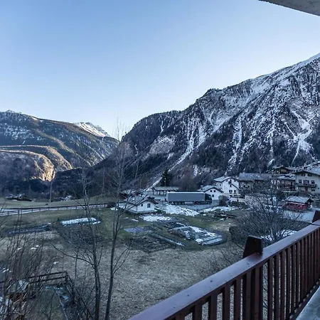 Altido Charming 2 Level Family Flat In Apartamento Verrand
