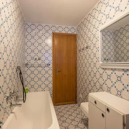 Altido Charming 2 Level Family Flat In Apartamento